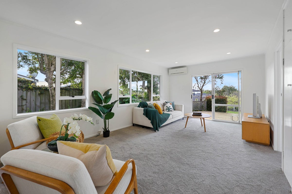 13 Seymour Road, Mellons Bay, Manukau City, Auckland - Carousel 2