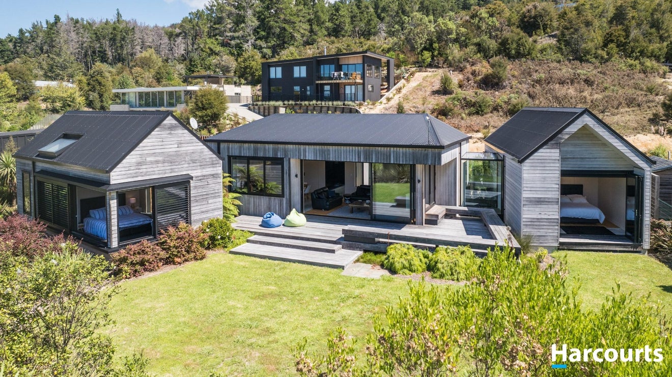18 Kahu Close, Kaiteriteri, Motueka - Carousel 1