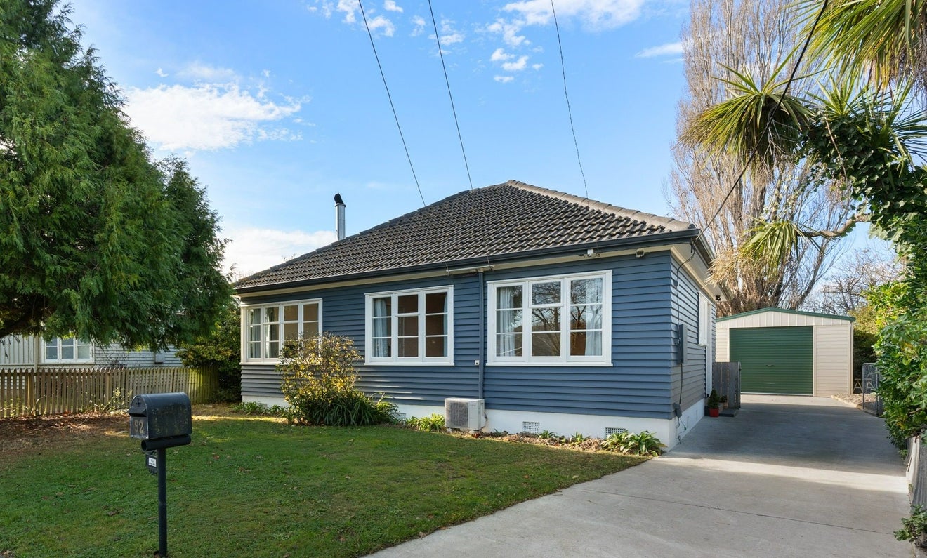 52 Riley Crescent, Woolston, Christchurch - Carousel 1