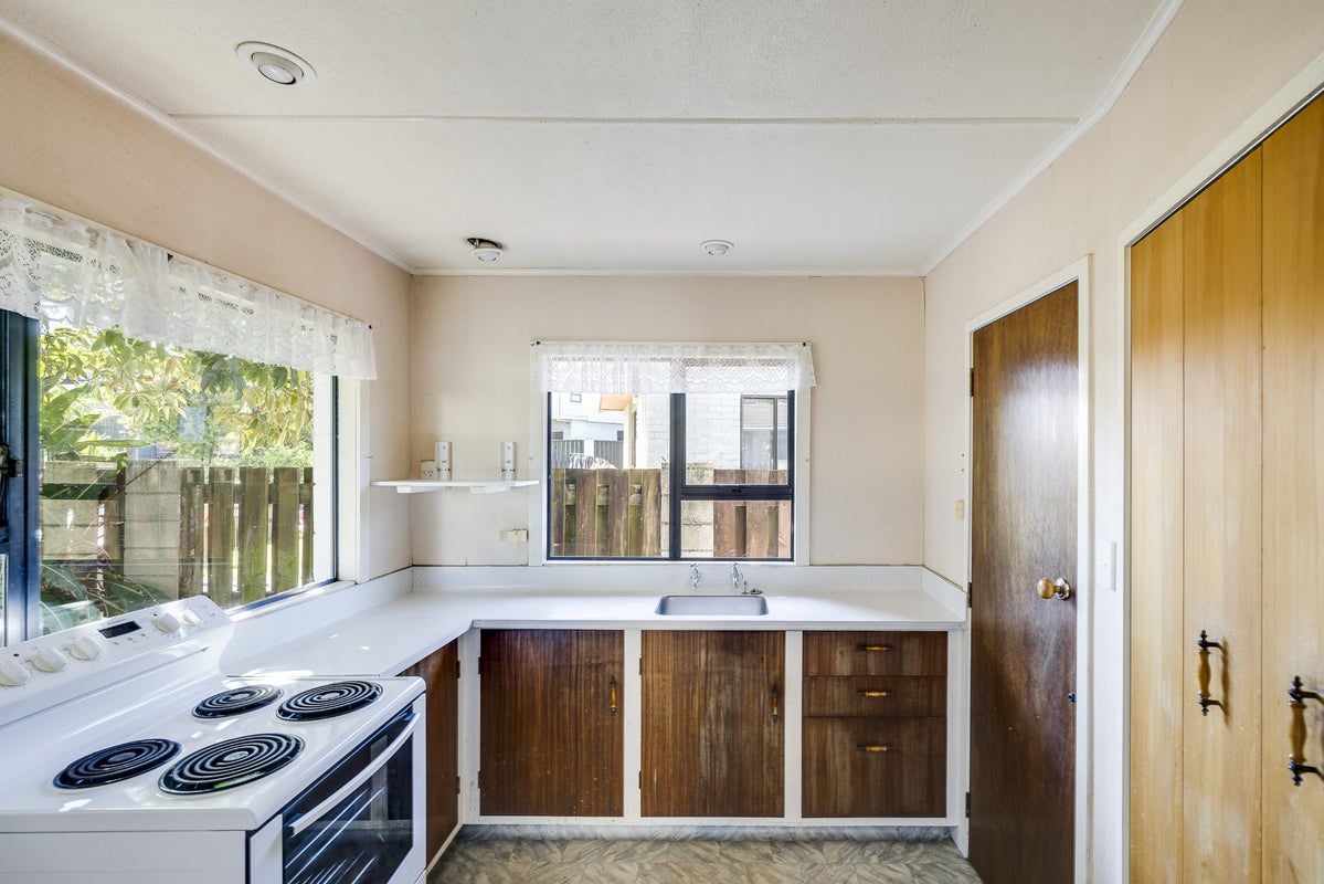8 Thurley Place, Bay View, Napier - Carousel 2