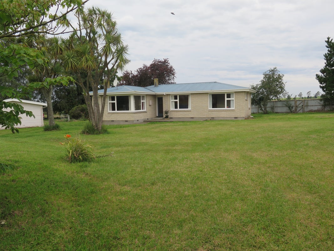 12 Makikihi Beach Road, Makikihi, Waimate - Carousel 1