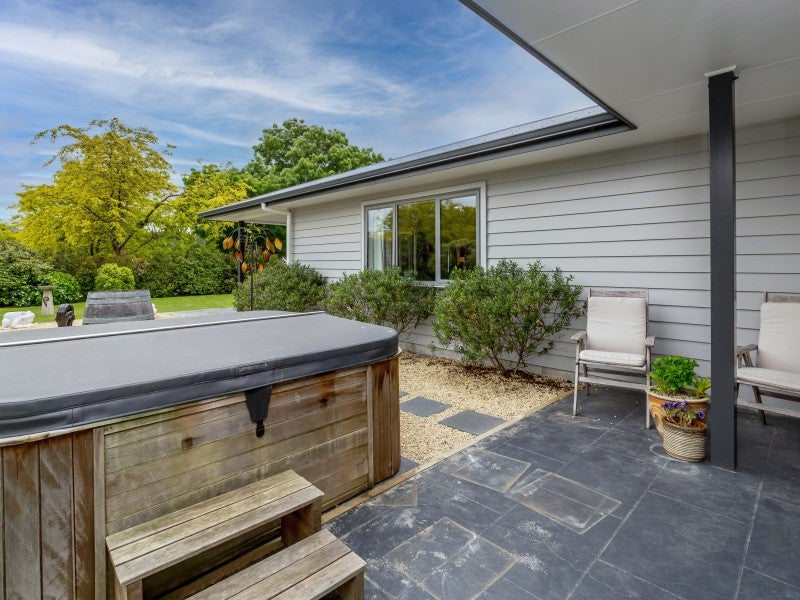 0 Peaks Drive, CARTERTON, Carterton - Carousel 26