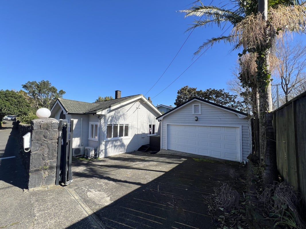 137 St Andrews Road, Epsom, Auckland - Carousel 1