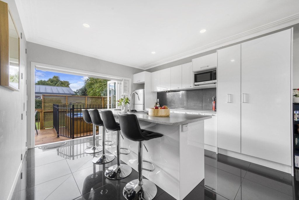 1/39 Youngs Road, Papakura, Auckland - Carousel 2