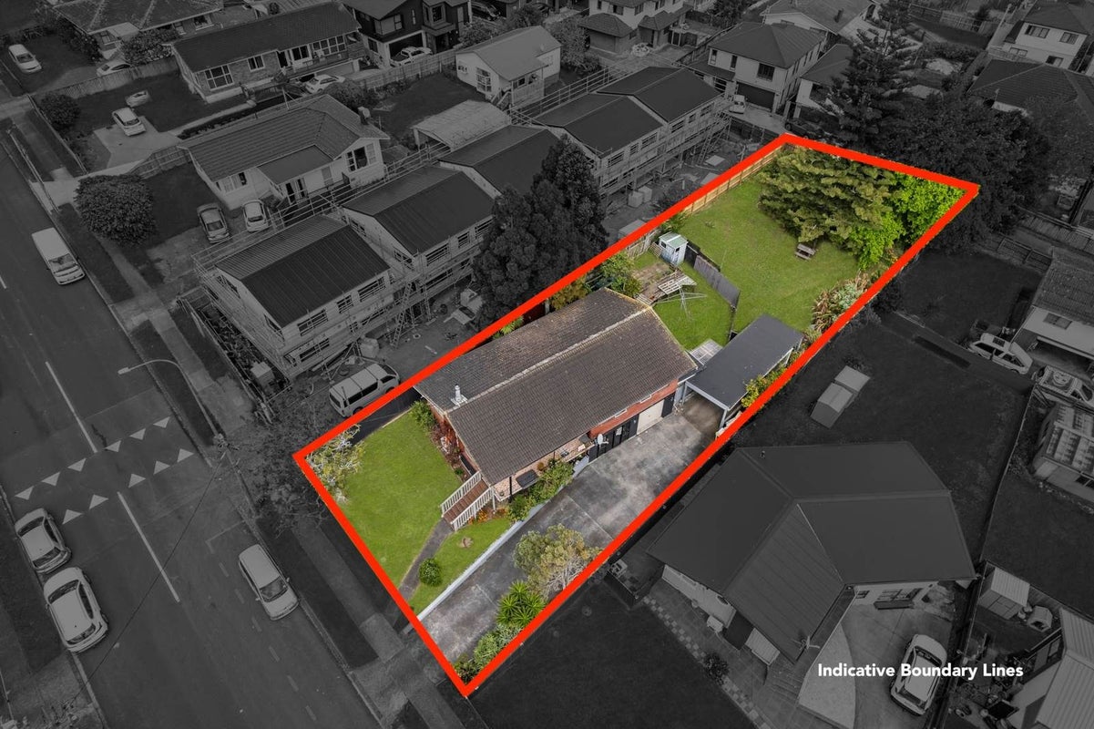 83 Hillside Road, Papatoetoe, Manukau City, Auckland - Carousel 1