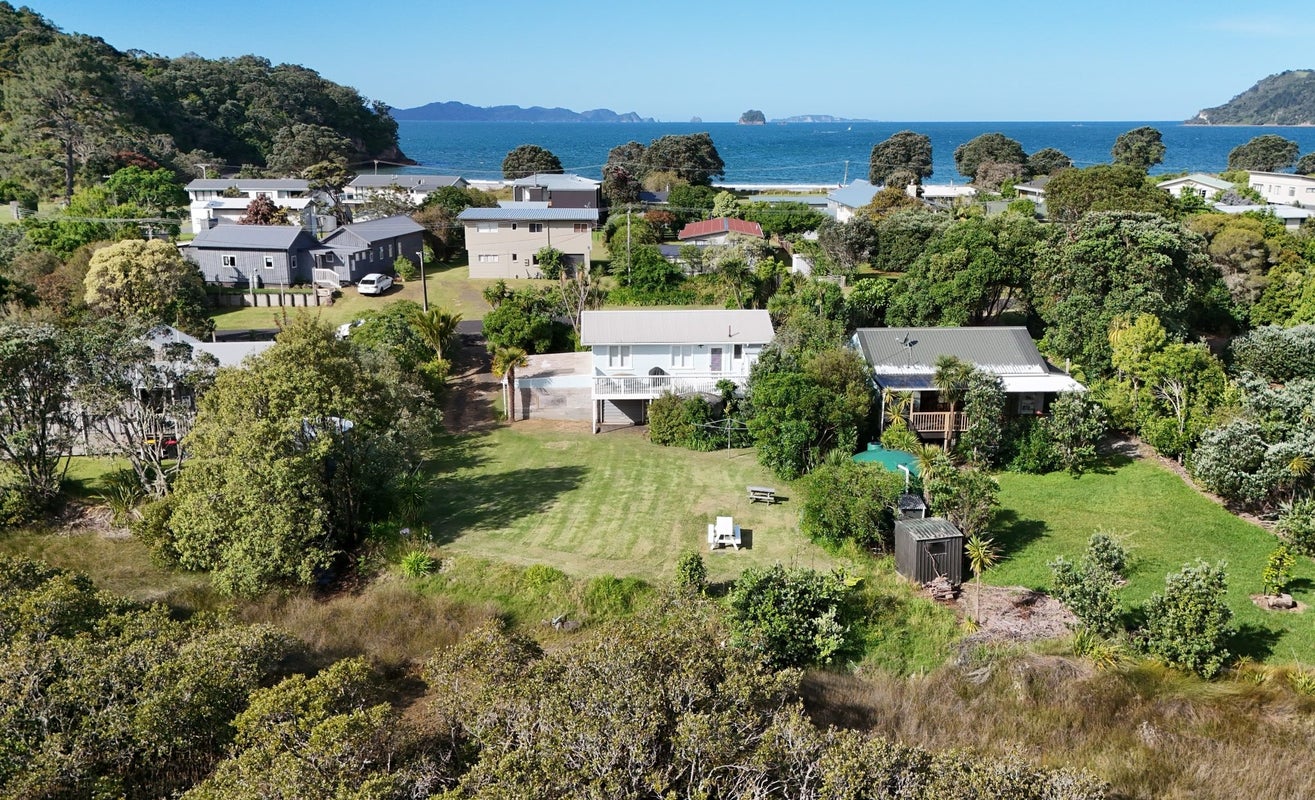 4 Riverview Road, Cooks Beach, Whitianga - Carousel 1