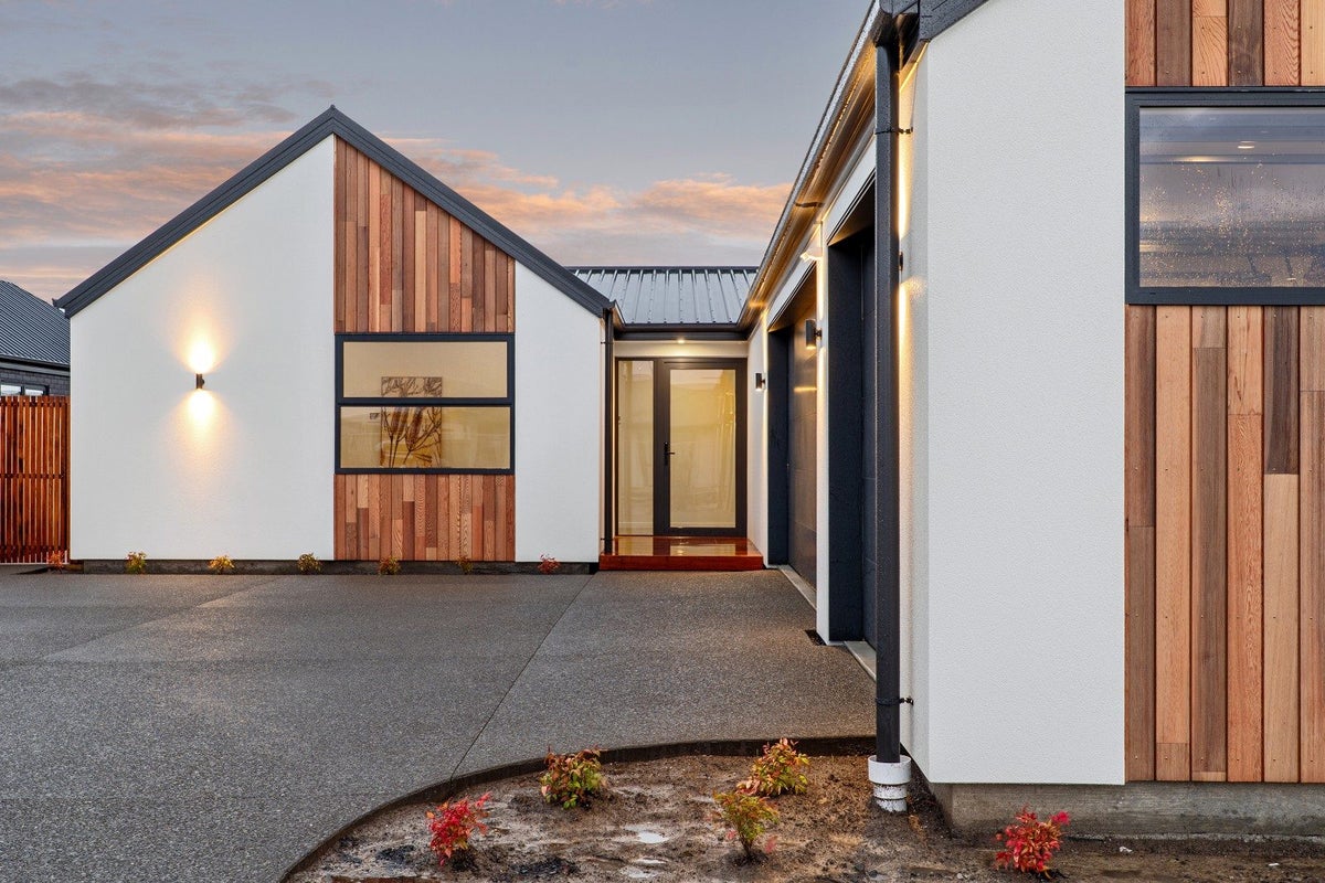 16 Greenslade Drive, Lincoln, Lincoln - Carousel 2