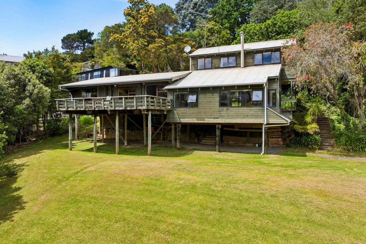 104 Balmain Road, Chatswood, Auckland - Carousel 1