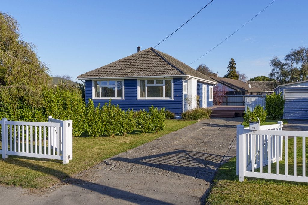 70 Neill Street, Hornby, Christchurch - Carousel 2