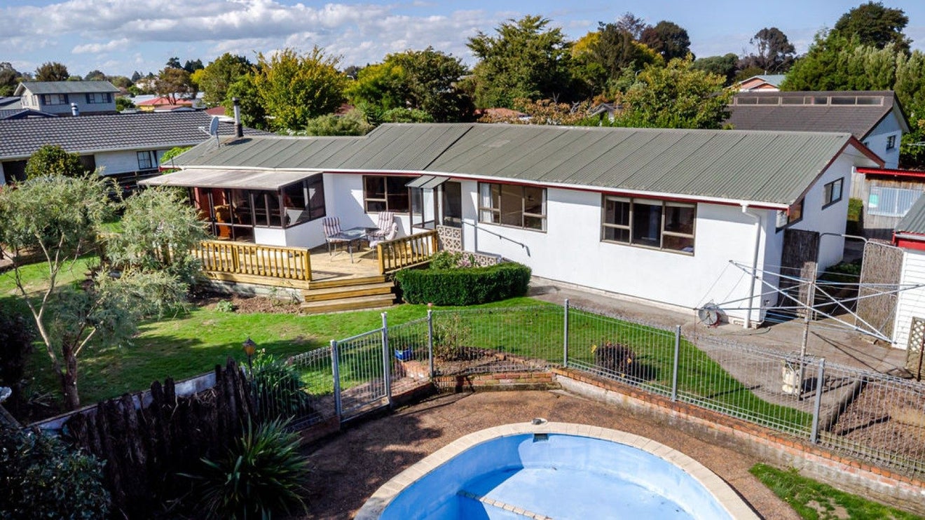 33 Ransom Street, Dannevirke - Carousel 38