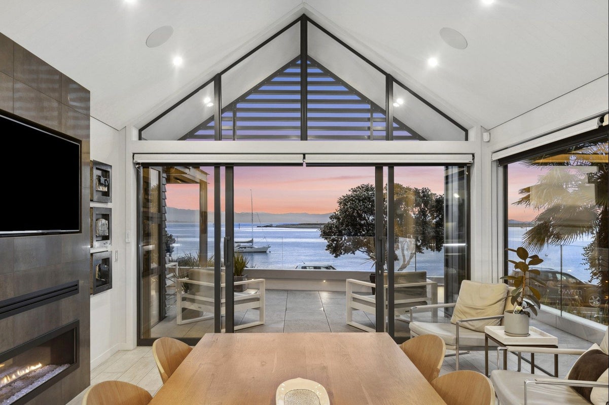 333 Wakefield Quay, Stepneyville, Nelson - Carousel 17