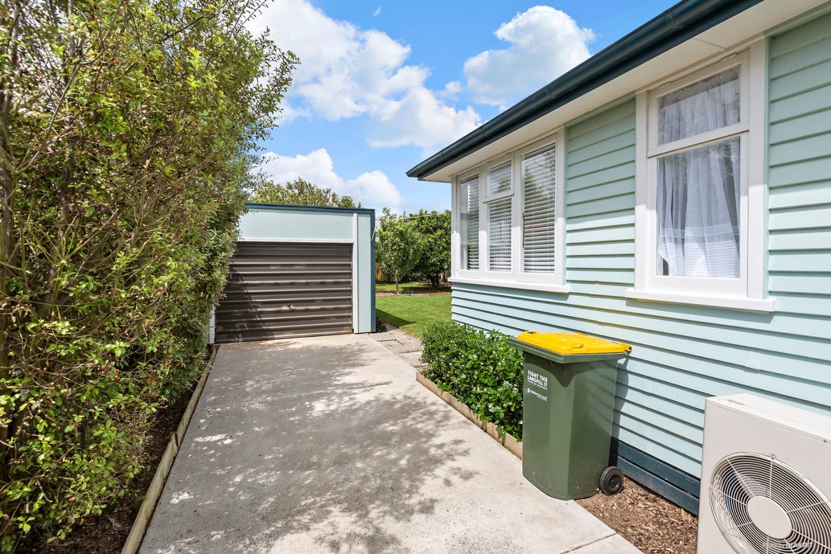 31 Rawlings Street, Bader, Hamilton - Carousel 13