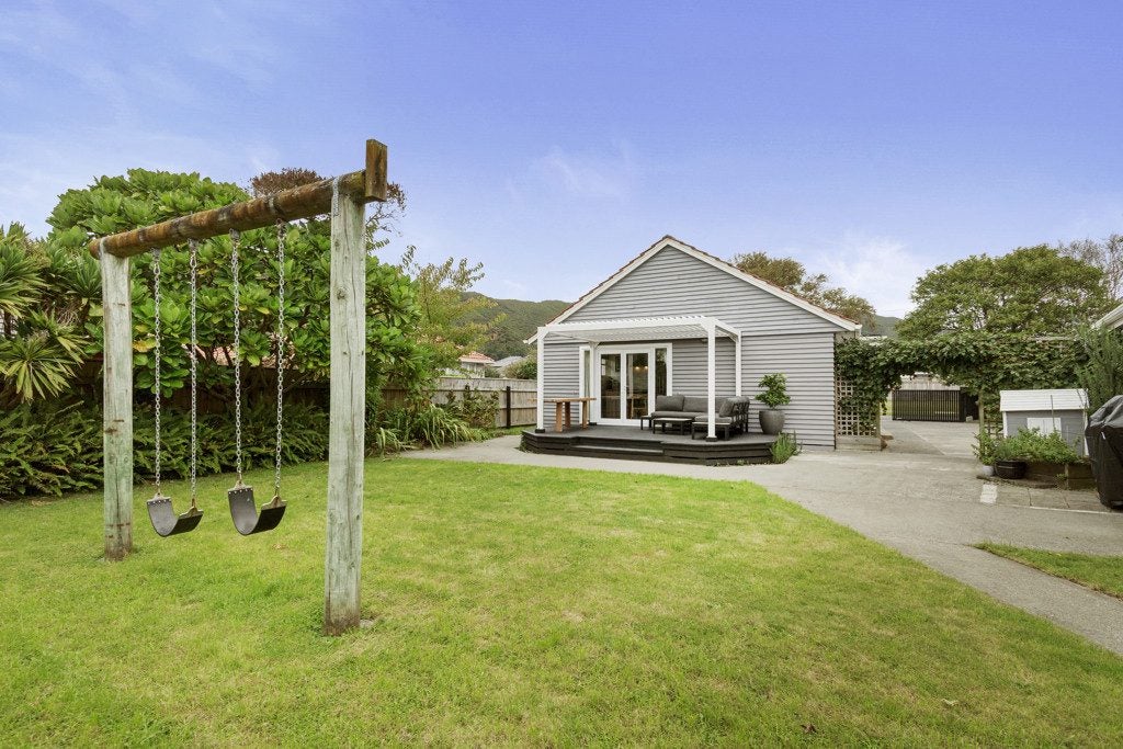3 Tilbury Street, Fairfield, Lower Hutt - Carousel 1