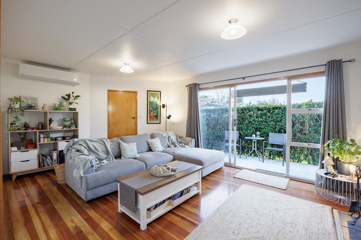 14 Bale Place, Havelock North, Havelock North - Carousel 2
