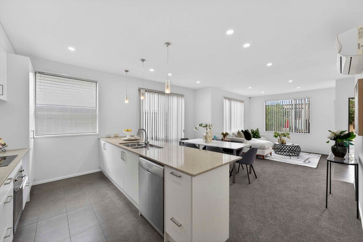 34A Merfield Street, Glen Innes, Auckland - Carousel 2