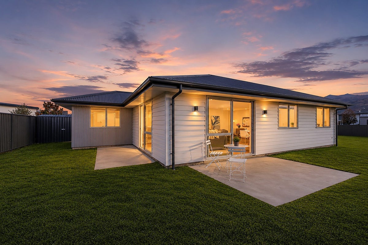 15 Excelsior Place, Cromwell, Cromwell - Carousel 1