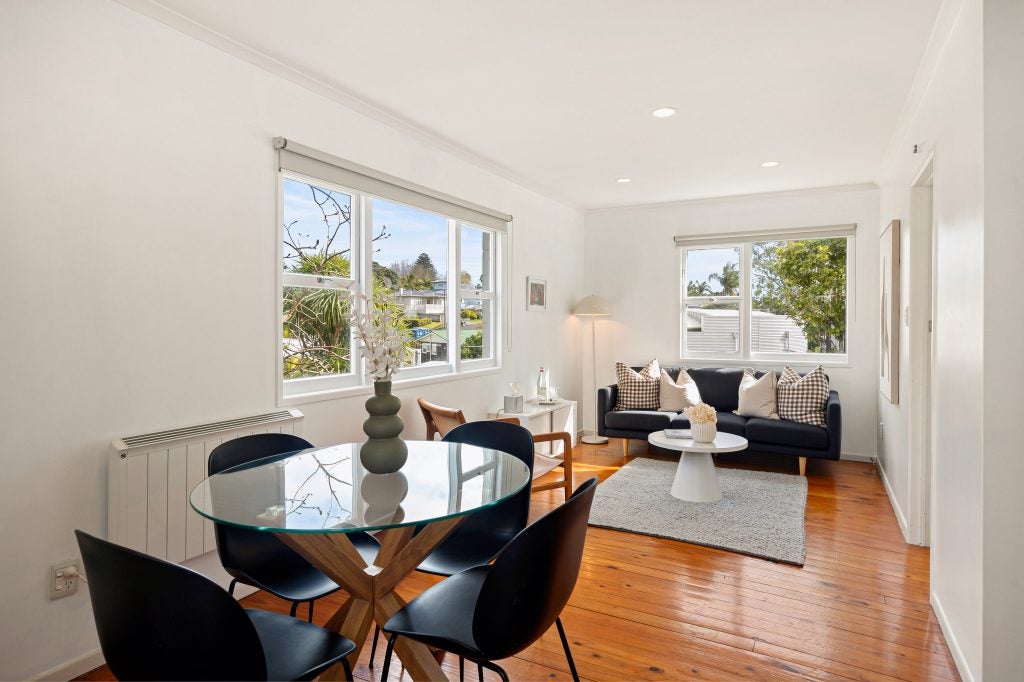 1/5 Edgars Road, Westmere, Auckland - Carousel 1