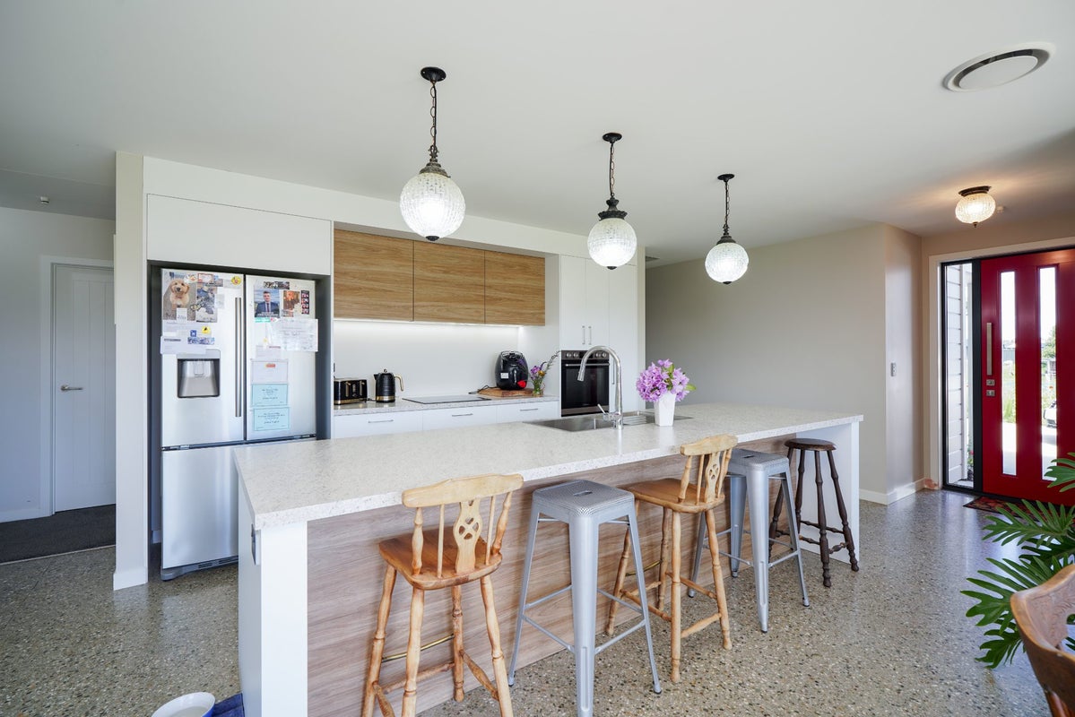 20 Bonnies Chance, Seaward Bush, Invercargill - Carousel 2