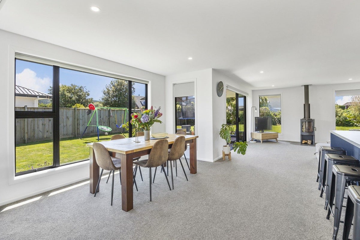8 Three Kings Court, Outram, Outram - Carousel 2