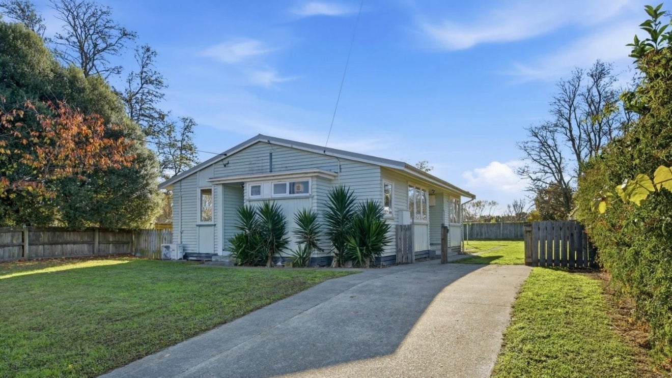 26 Henderson Street, Riversdale, Blenheim - Carousel 1