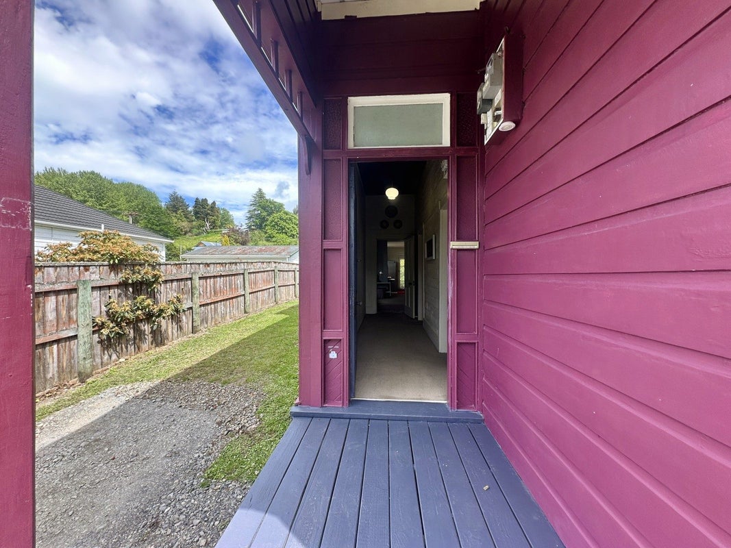 31 Moa Street, Taihape - Carousel 2