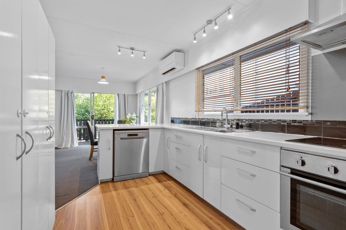 45 Montreal Road, Washington Valley, Nelson - Carousel 1