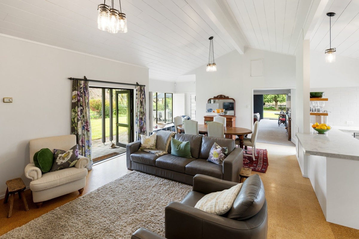 261 Sainsbury Road, Puketaha, Hamilton - Carousel 2
