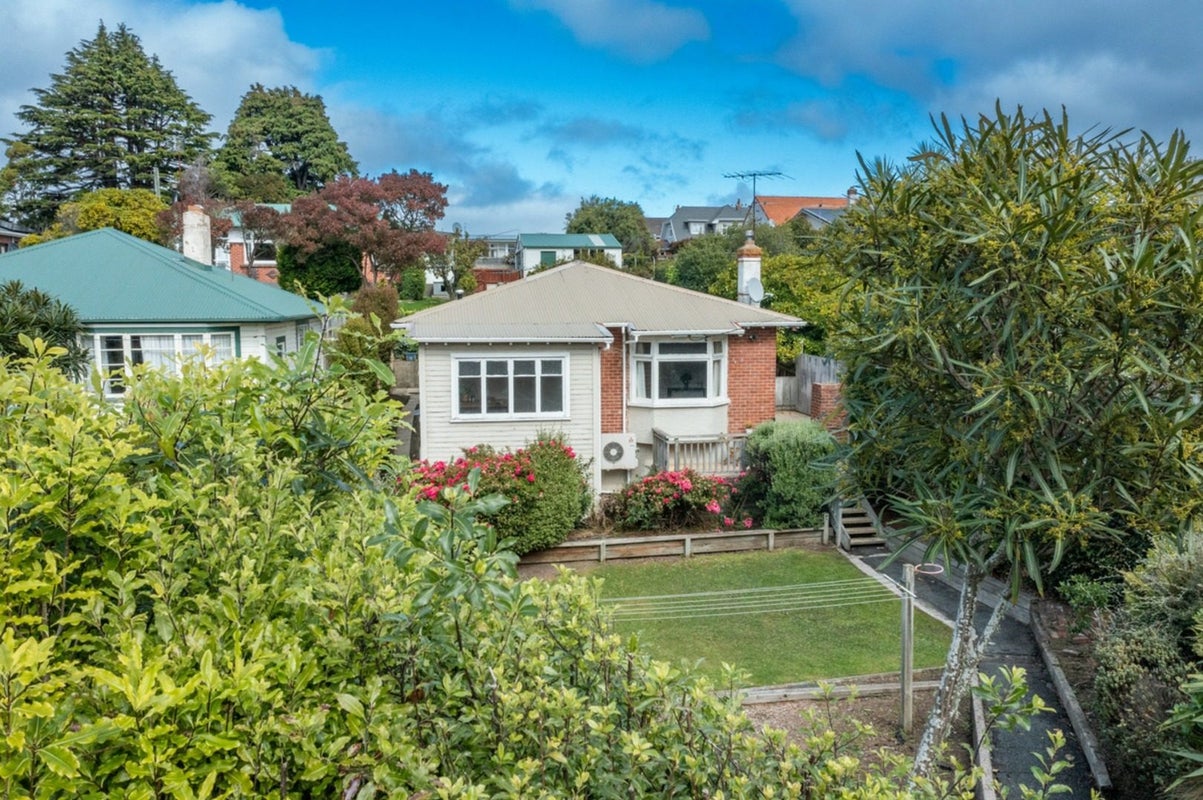 52 Mitchell Avenue, Maryhill, Dunedin - Carousel 1