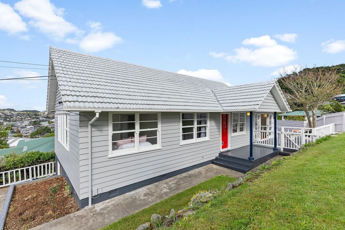 41 Bassett Road, Johnsonville, Wellington, Wellington - Carousel 11