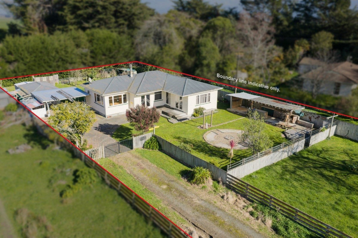 674 Rongotea Road, Rongotea, Palmerston North - Carousel 1