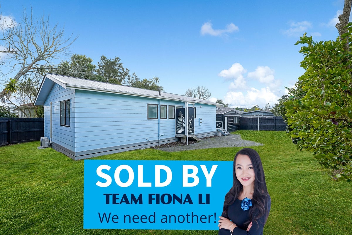 13 Hamblyn Place, Ranui, Auckland - Carousel 1