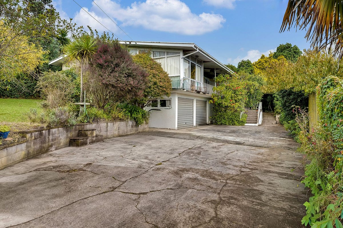 3 Holden Avenue, Forest Lake, Hamilton - Carousel 2