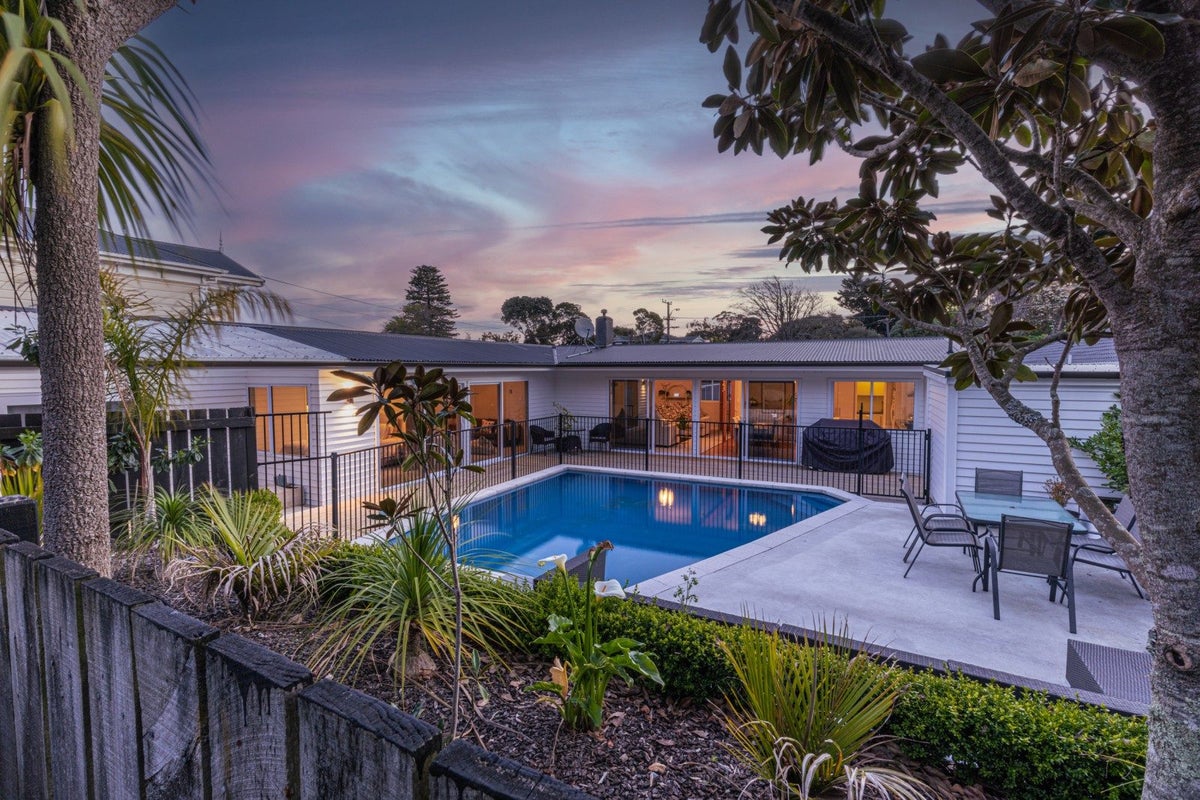 56 Great North Road, Saint Johns Hill, Whanganui - Carousel 1