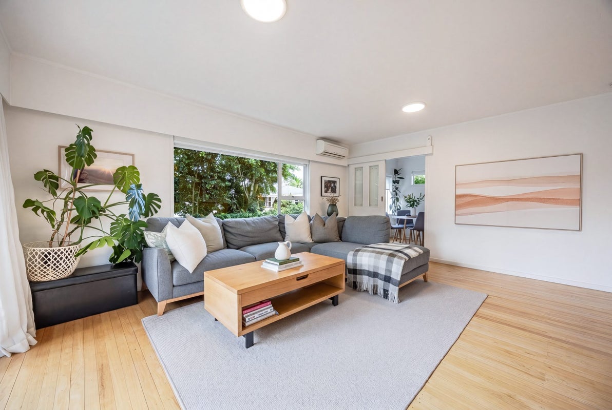 2/14 Rowan Terrace, Te Atatu South, Auckland - Carousel 2