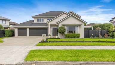 65 Chateau Rise, Flat Bush, Auckland - Carousel 1