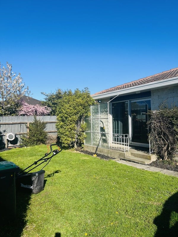 1/10 Nyoli Street, Northcote, Christchurch - Carousel 11