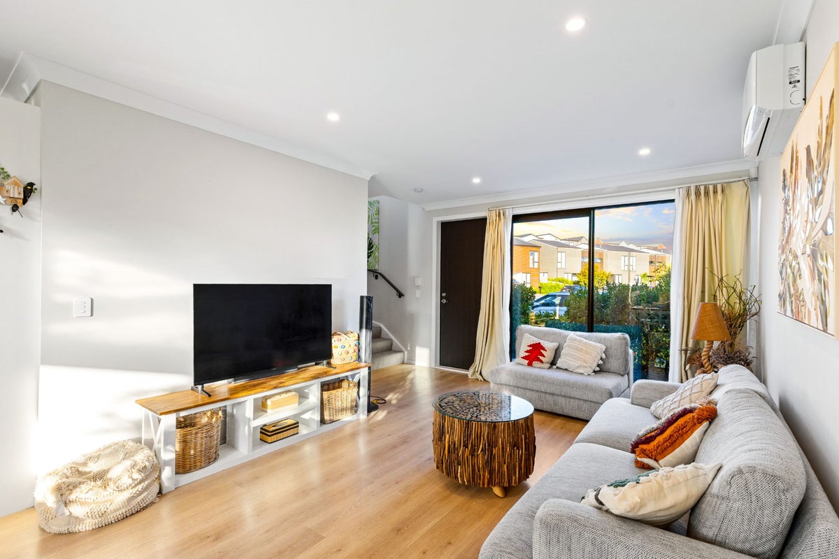 36 Propeller Avenue, Whenuapai, Auckland - Carousel 2