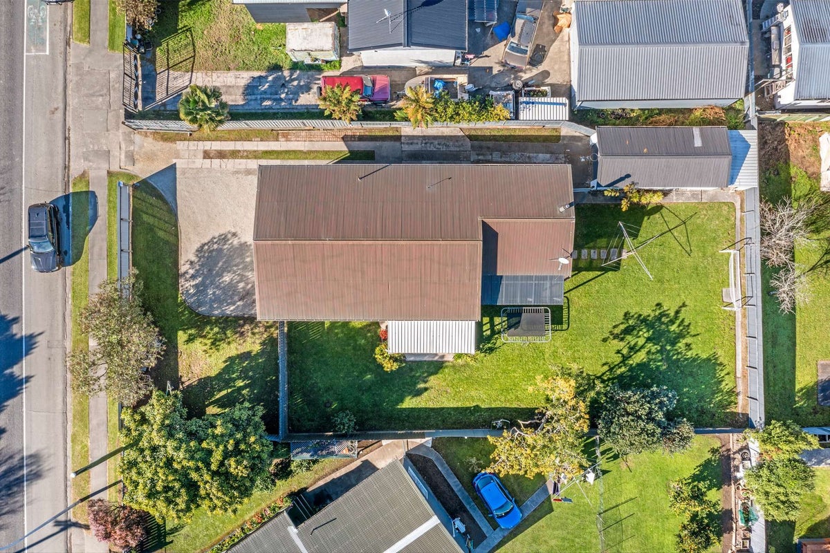326 Ormond Road, Riverdale, Gisborne - Carousel 30