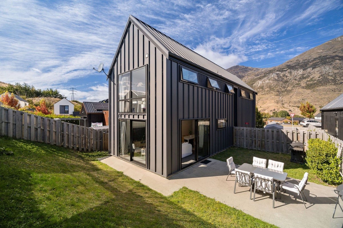 54 Red Cottage Drive, Lake Hayes, Queenstown - Carousel 1