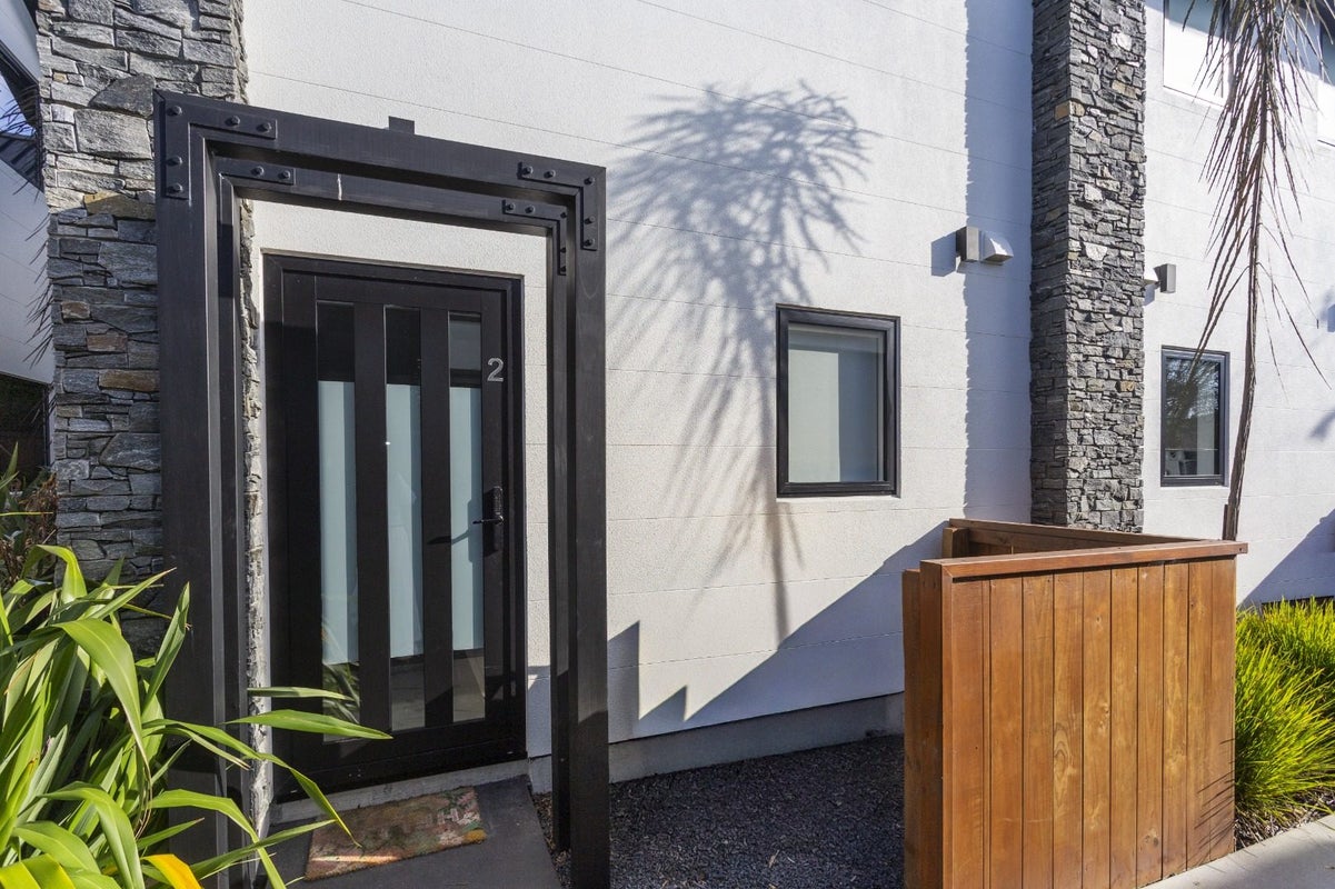 2/41 Gracefield Avenue, Christchurch Central, Christchurch - Carousel 10
