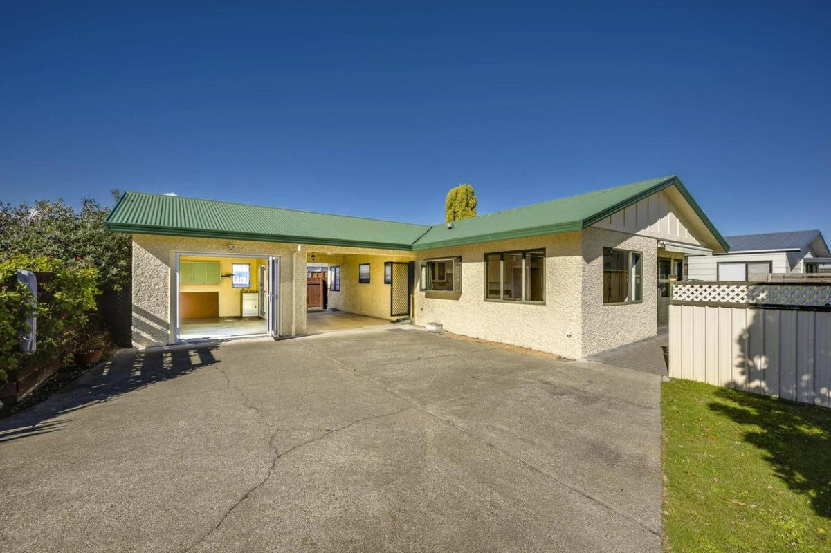 807A Ellison Road, Parkvale, Hastings - Carousel 16