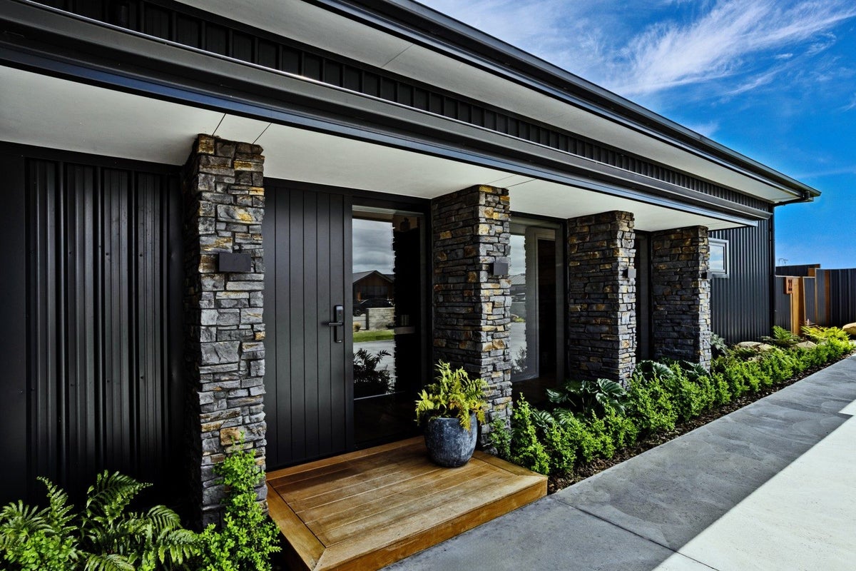 22 Glenda Place, Seaward Bush, Invercargill - Carousel 2