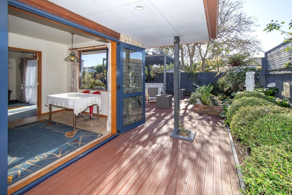 32A Bower Avenue, New Brighton, Christchurch - Carousel 2