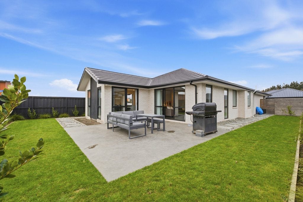 152 Hungerford Drive, Rolleston, Rolleston - Carousel 2