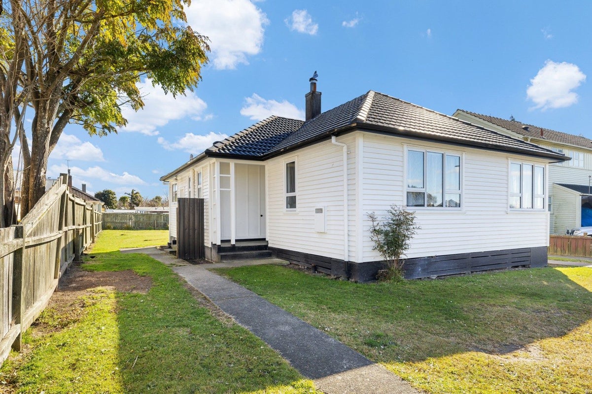 37 Miller Street, GLENHOLME, Rotorua - Carousel 16