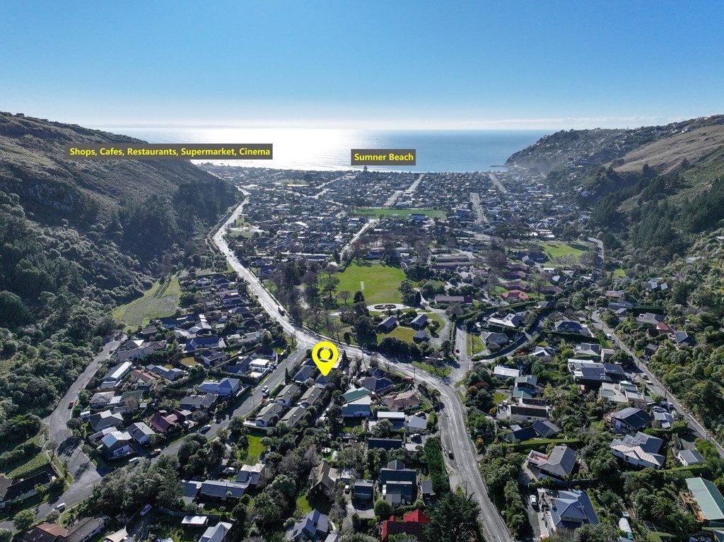 3/3 Sumnervale Drive, Sumner, Christchurch - Carousel 2