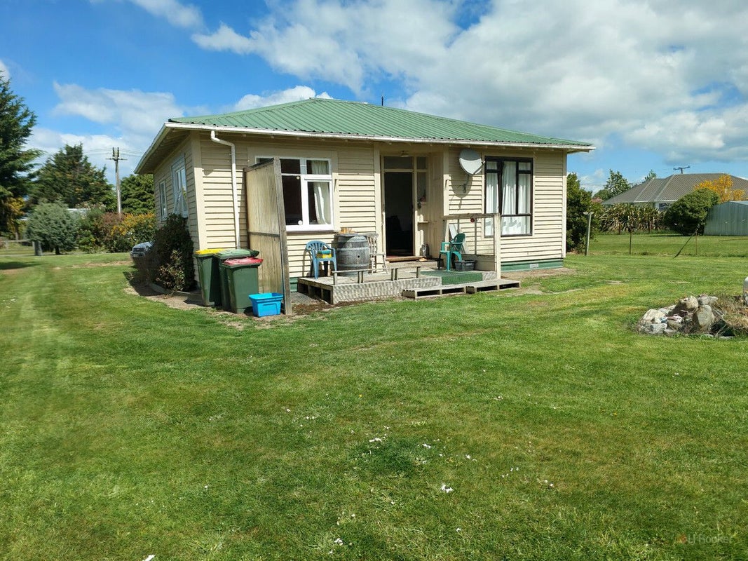15 Meehan Place, Timaru - Carousel 1