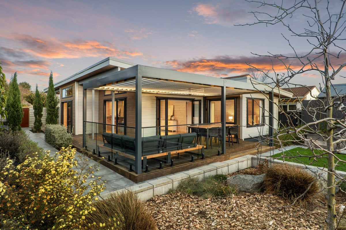 7 Yardley Street, Avonhead, Christchurch - Carousel 2