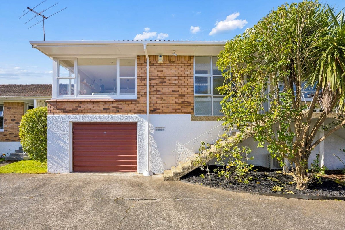 4/9 Haydn Avenue, Royal Oak, Auckland - Carousel 1