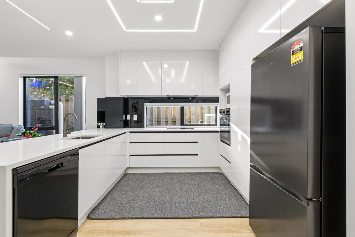 Property Valuation for 84 Kirkbride Road, Mangere, Auckland | Trade Me ...